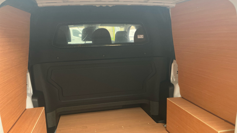 Citroen Dispatch M Diesel 2.0 BlueHDi 145ps Crew Van Enterprise